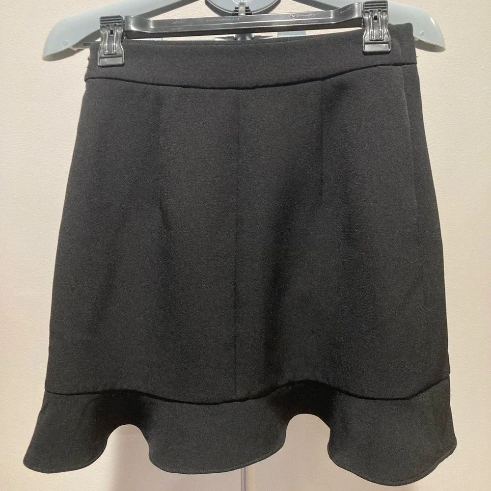 Ralph Lauren Club Monaco Solid Black Ruffle Hem Skirt Whimsigoth Flirty Twee‎